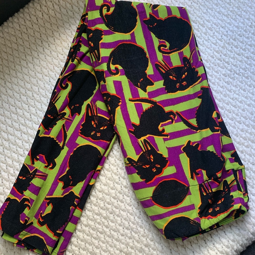 LuLaRoe leggings HALLOWEEN 🎃 Size TC